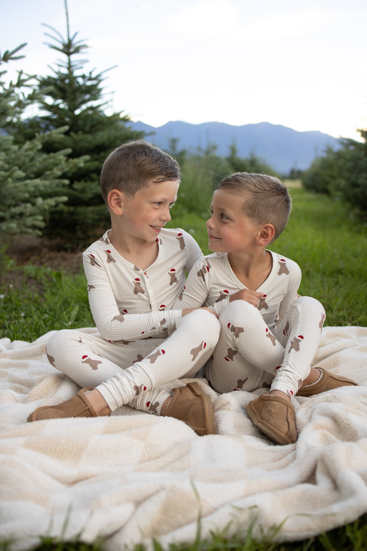 Bamboo Two Piece Pajamas | Santa Teddy