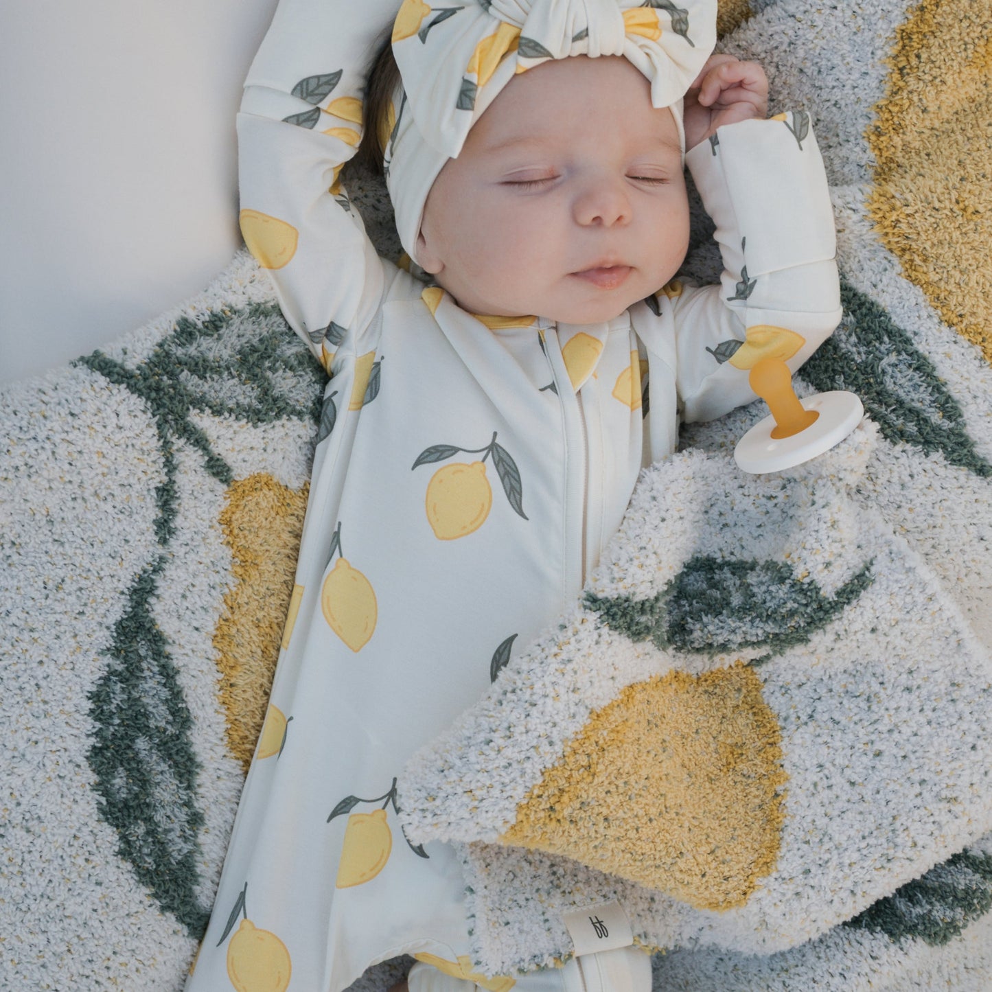 *PRE-ORDER* Lovey | Lemon