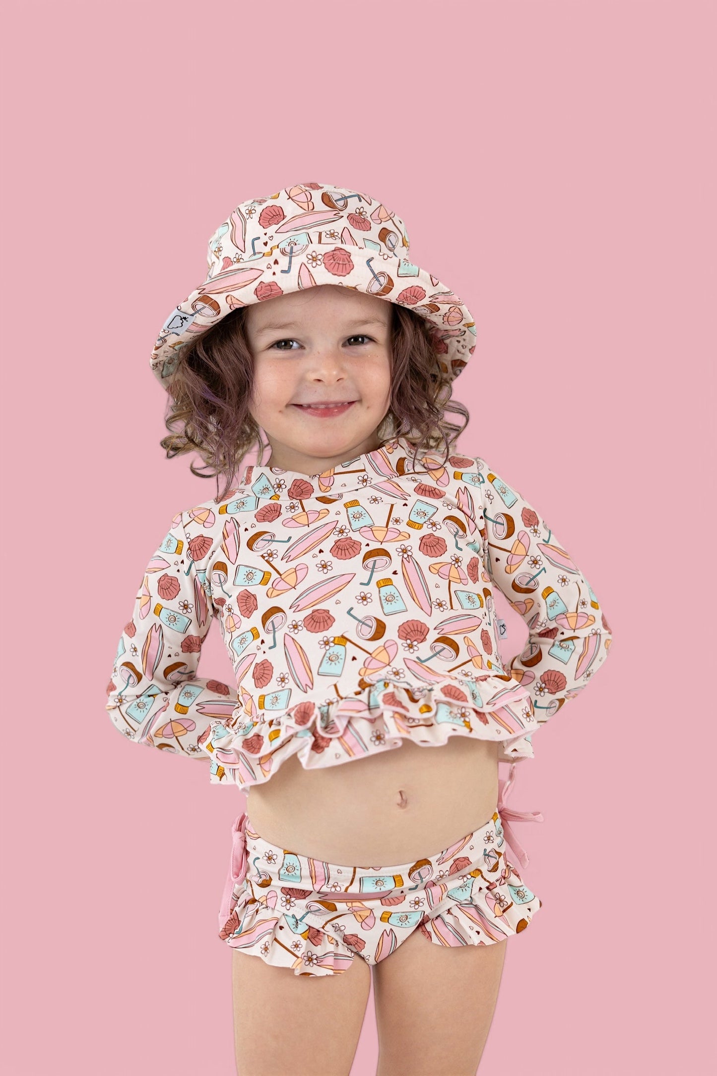 FUN IN THE SUN DREAM BUCKET HAT