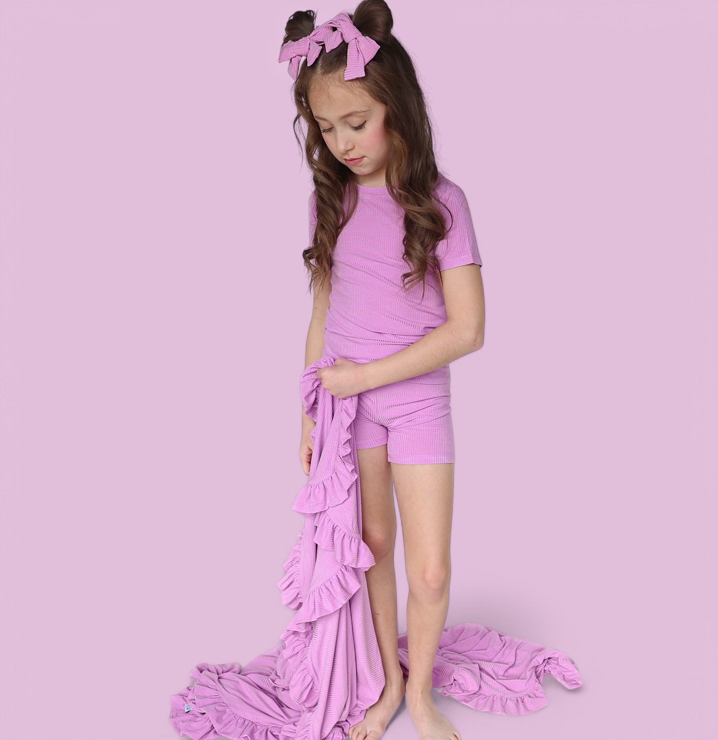 FOREVER LILAC RIB DREAM RUFFLE BLANKET