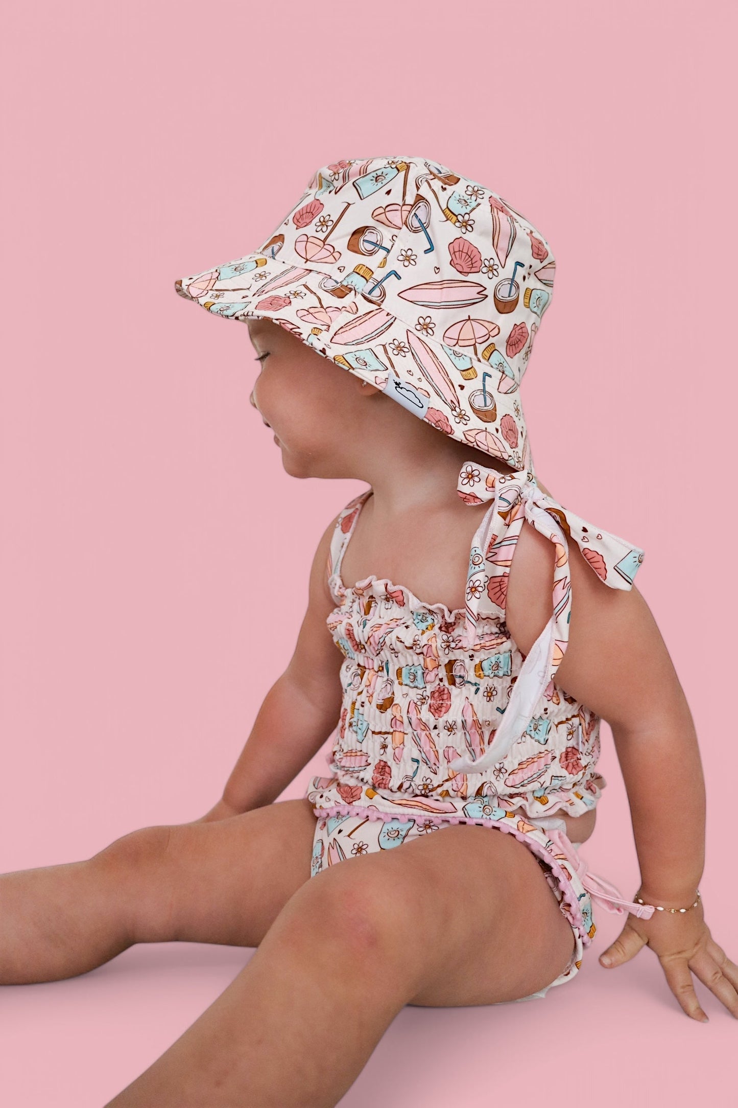 FUN IN THE SUN DREAM BUCKET HAT
