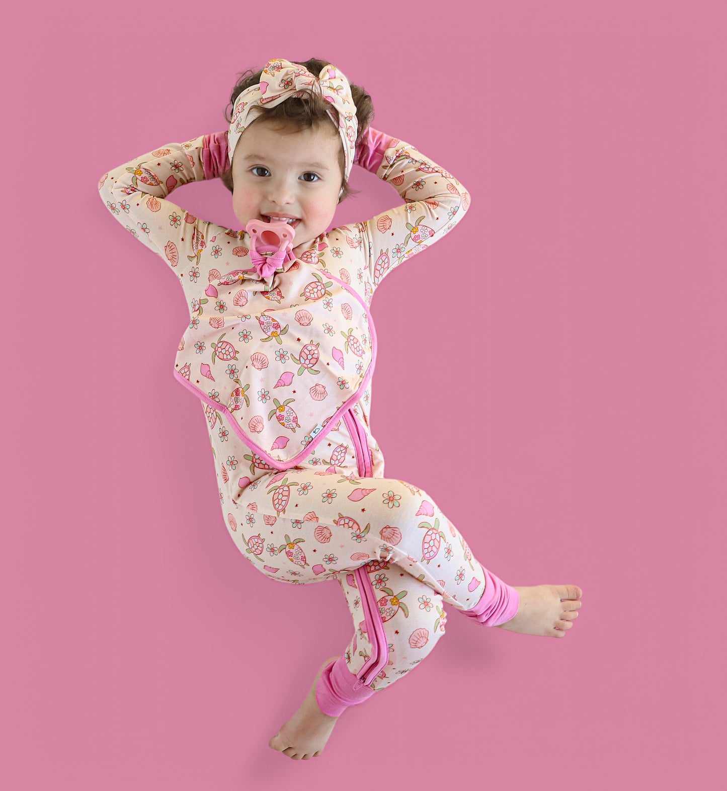 EXCLUSIVE LOVE YOUR SHELL DREAM ROMPER