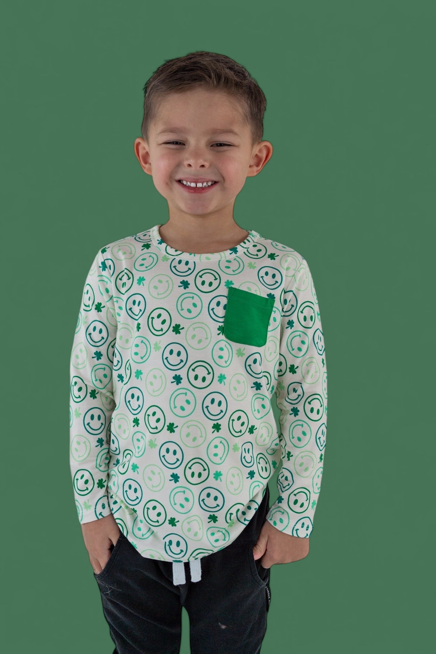 HAPPY GO LUCKY DREAM POCKET TEE