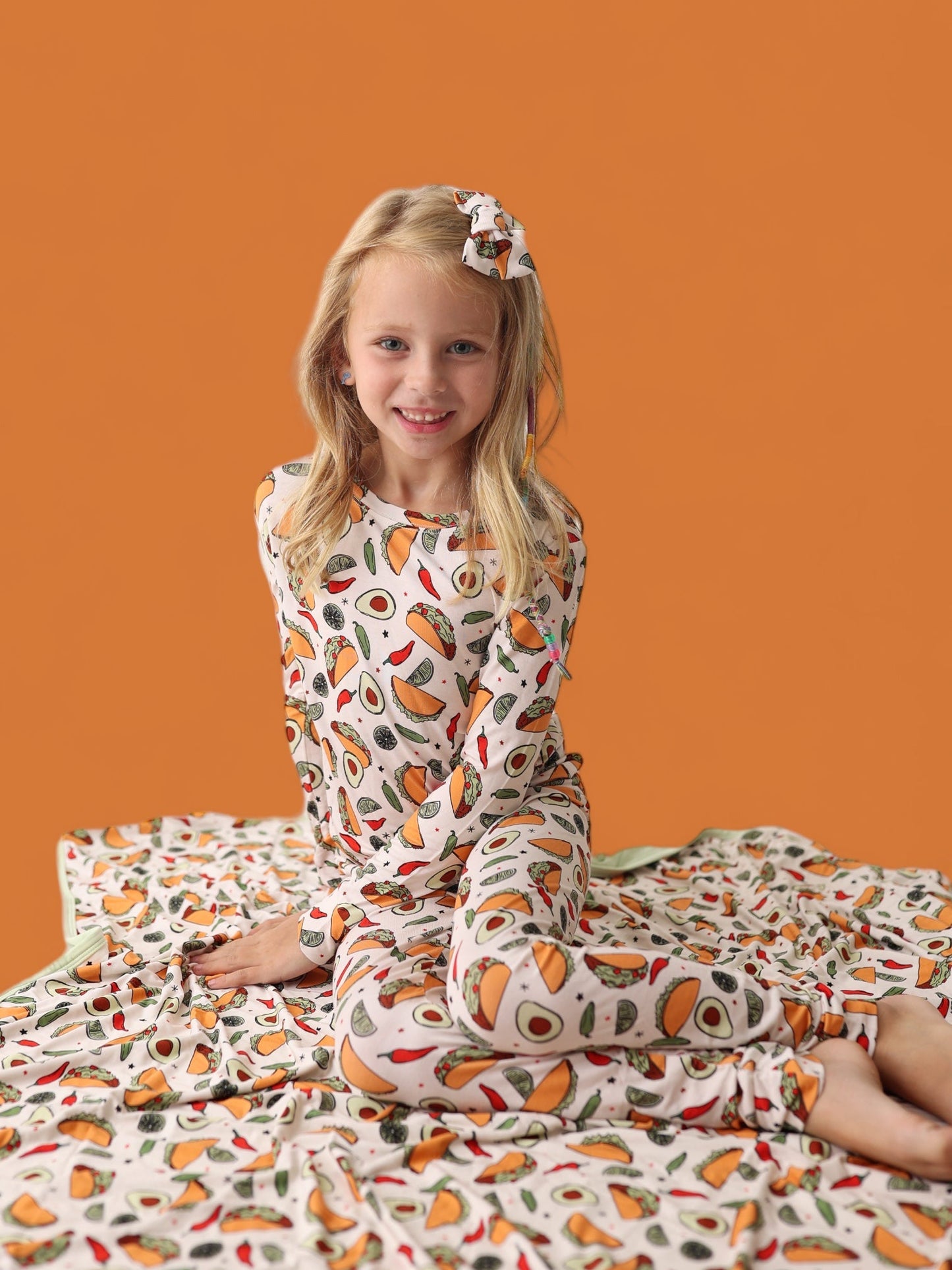 EXCLUSIVE TACO TUESDAY DREAM BOW HAIR CLIPS