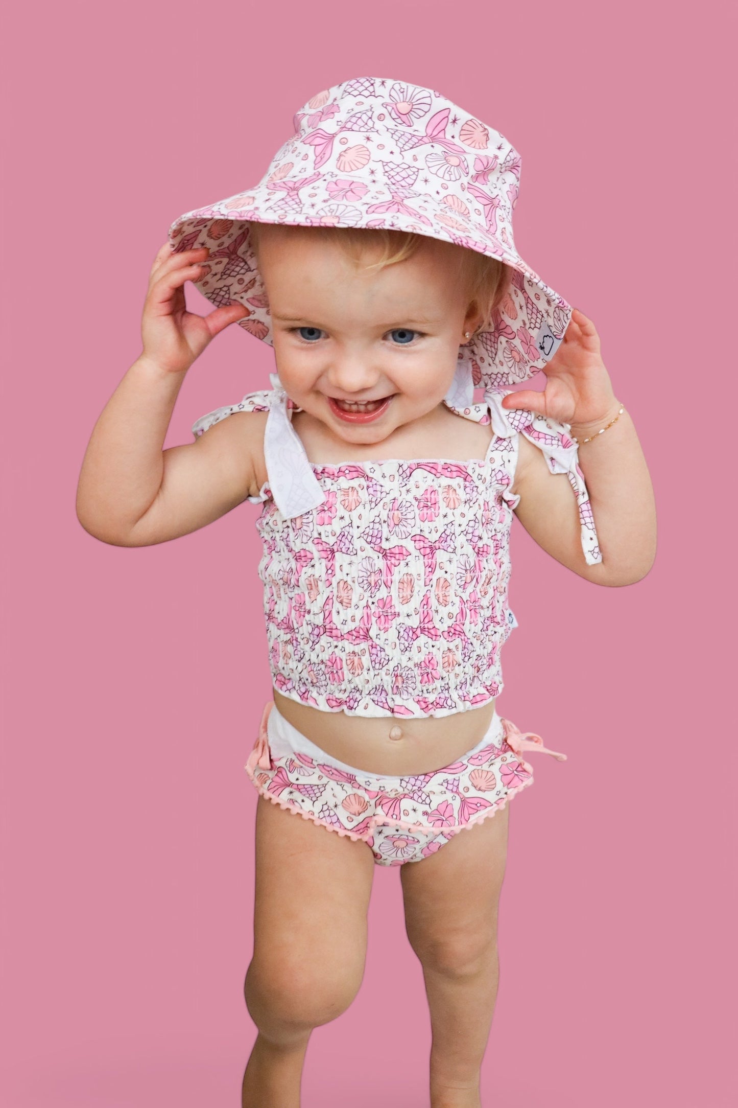 MAGICAL MERMAID DREAM BUCKET HAT