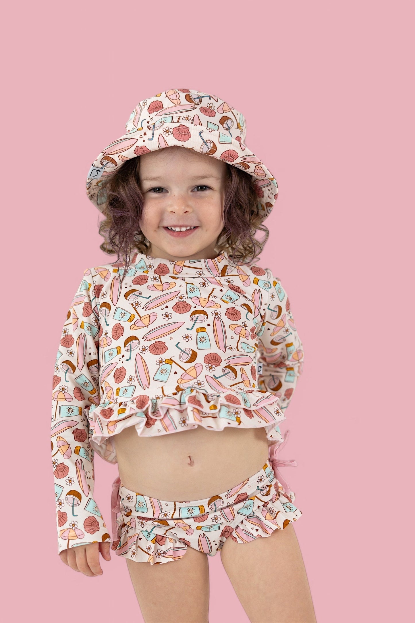 FUN IN THE SUN DREAM BUCKET HAT