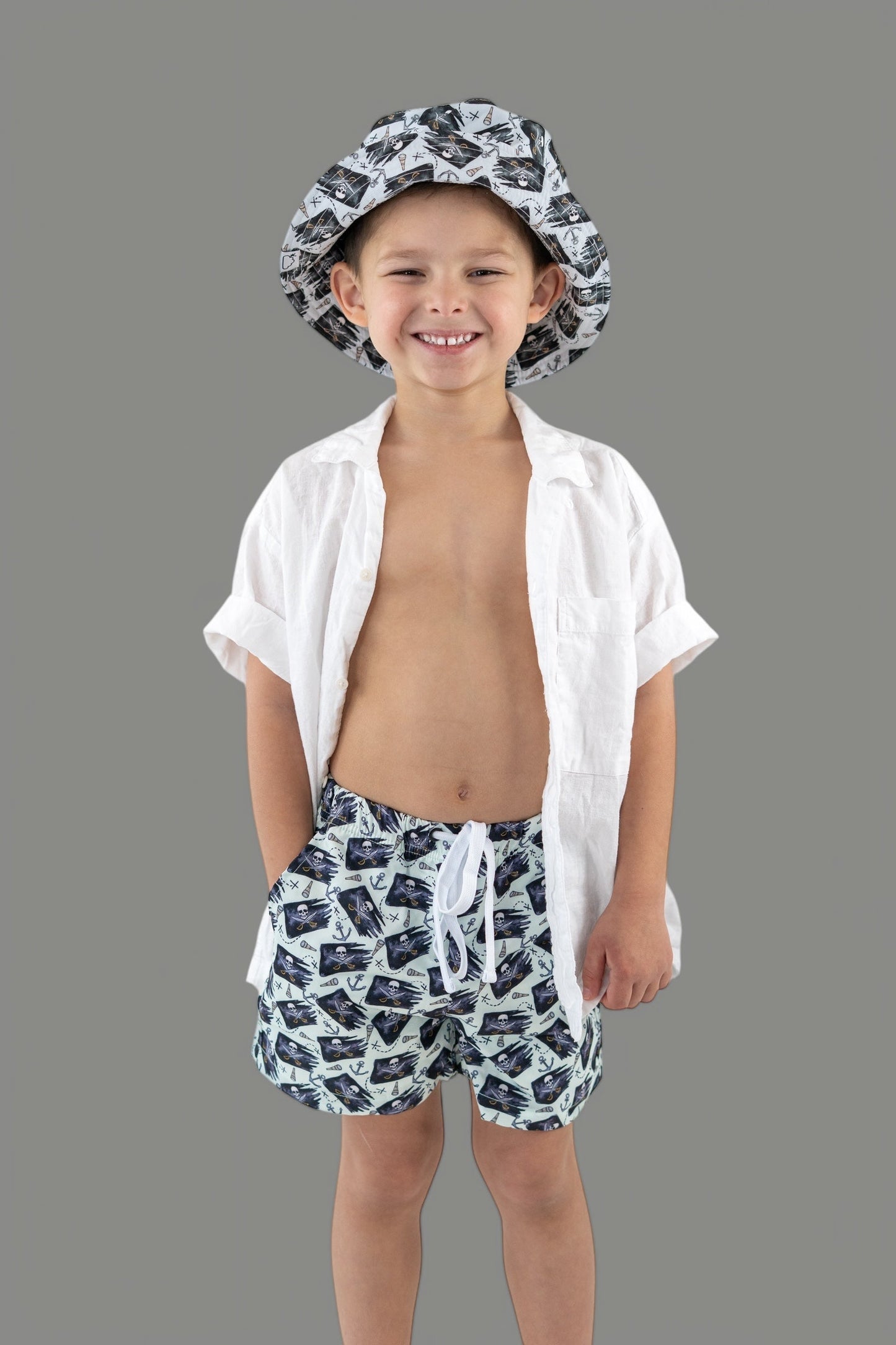 PIRATE CREW DREAM BUCKET HAT