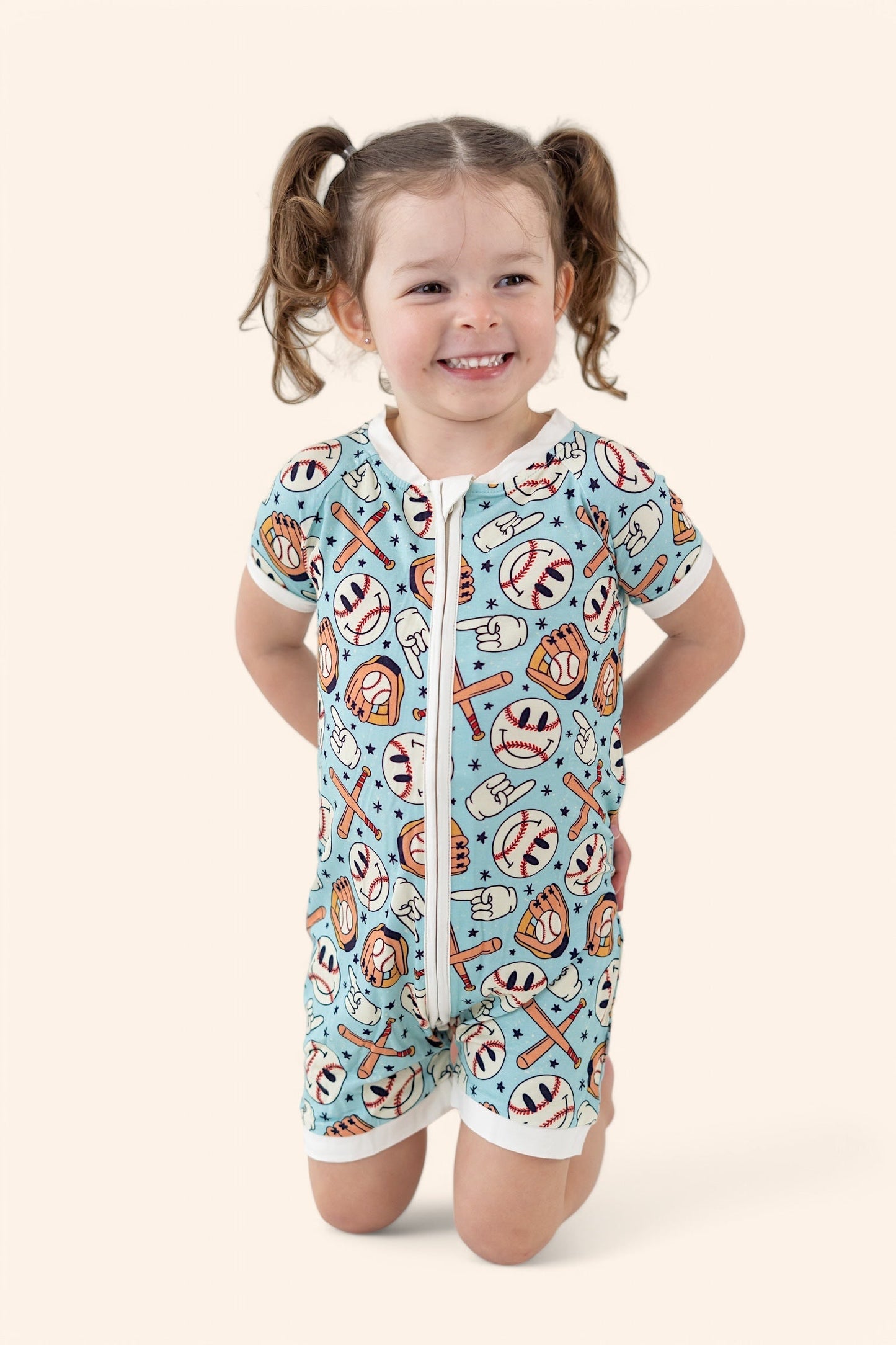 BASEBALL SMILEY DREAM SHORTIE