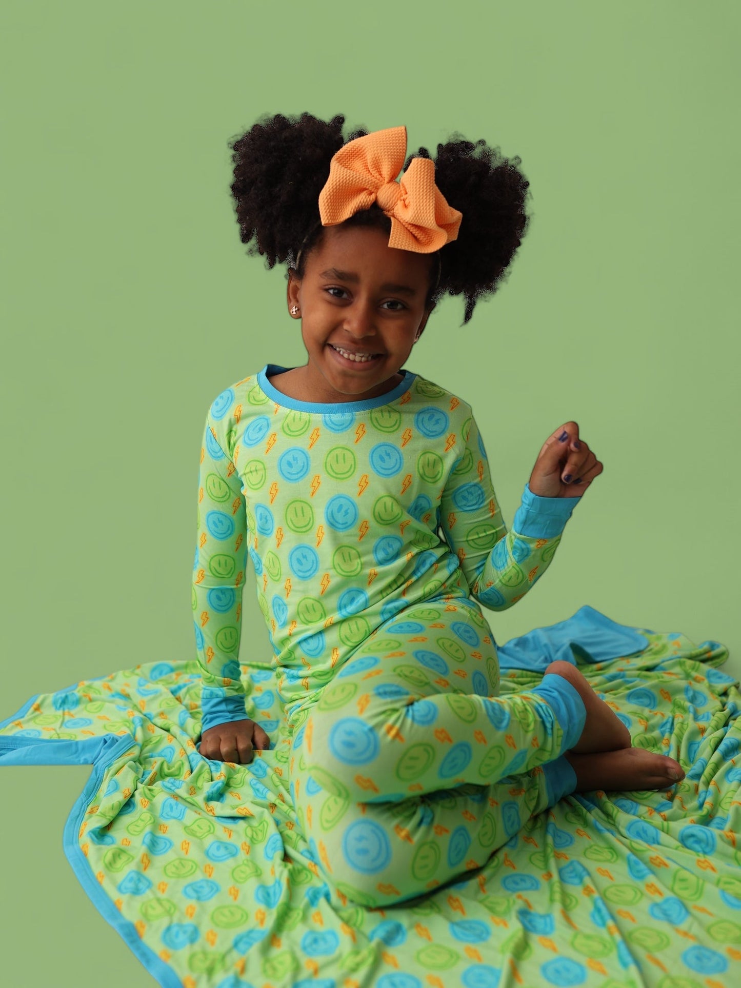 NEON SMILES DREAM SET