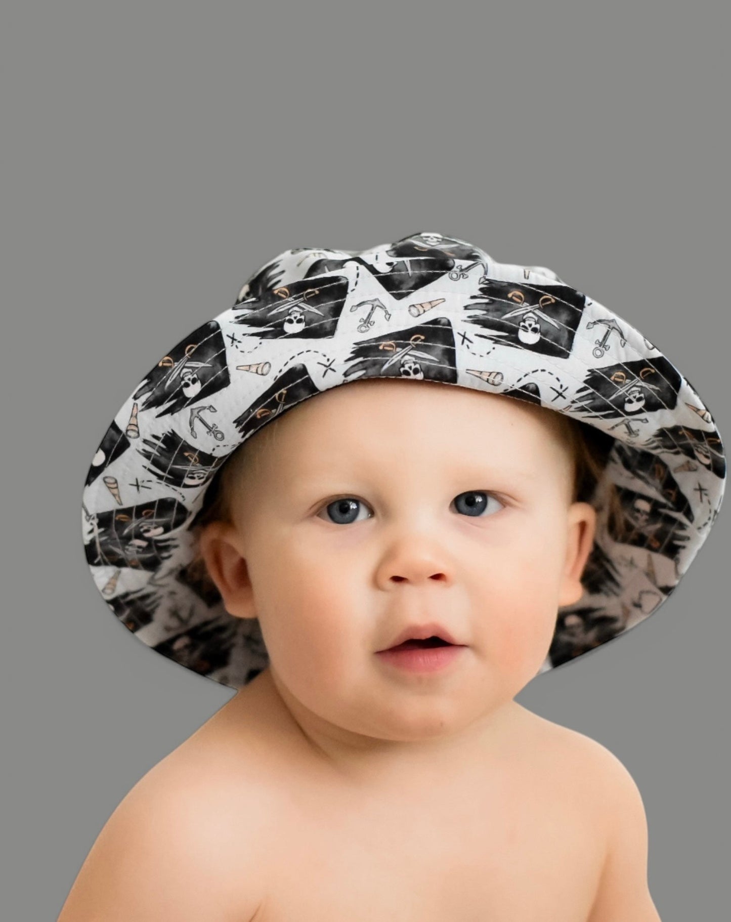 PIRATE CREW DREAM BUCKET HAT