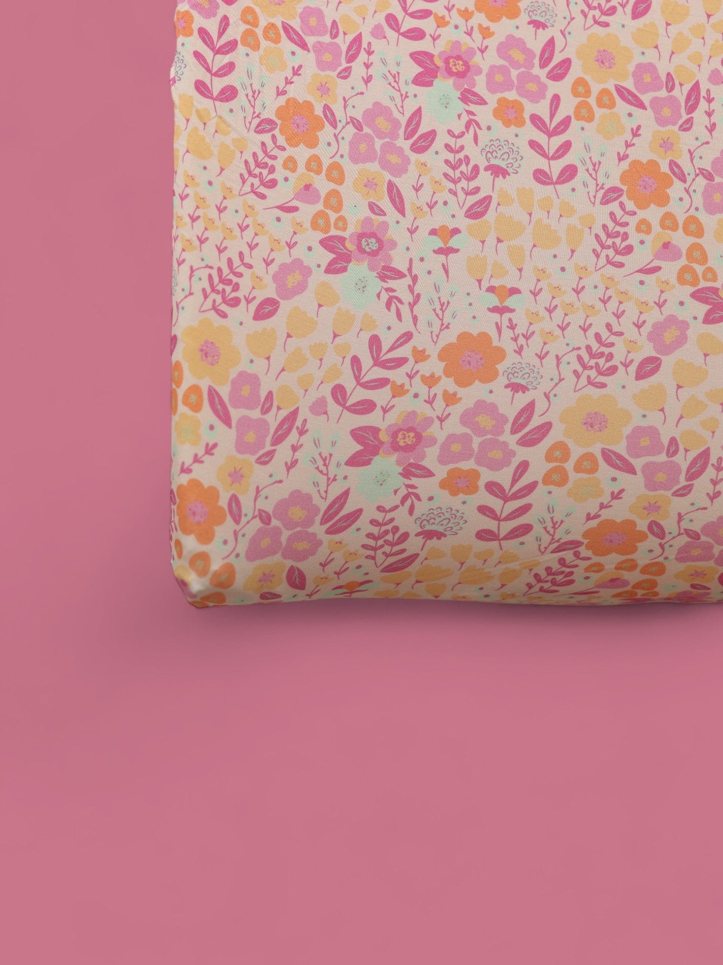 GARDEN TREASURES DREAM CHANGING PAD