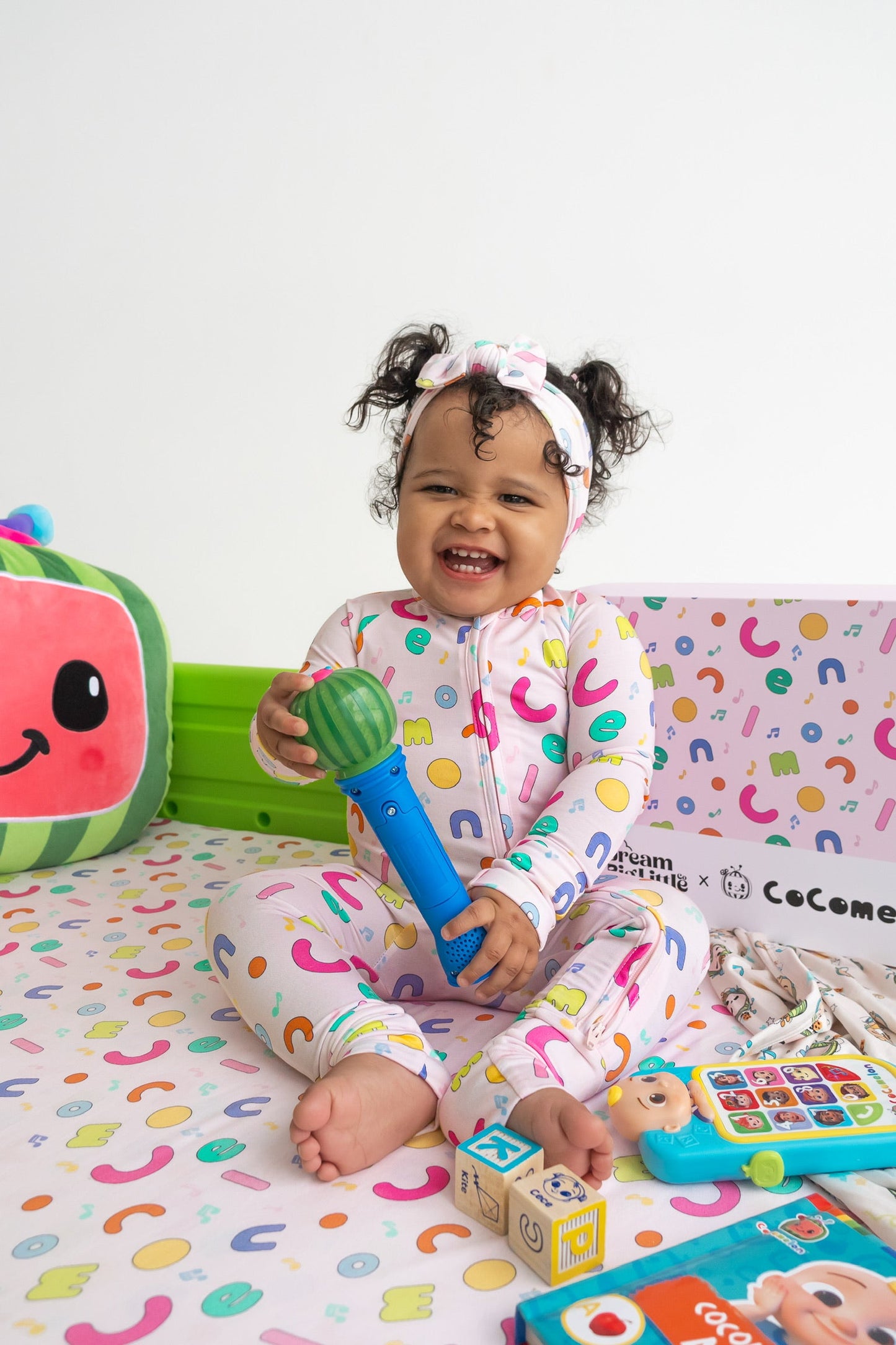Dream Big Little Co x CoComelon ALPHABET DREAM BOW