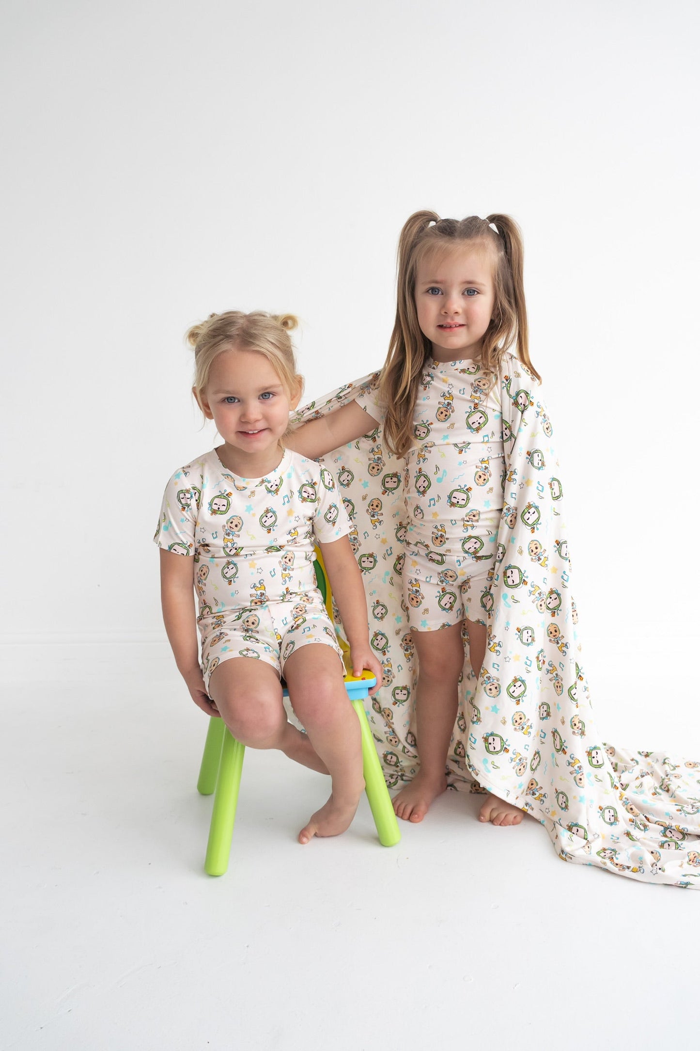 Dream Big Little Co x CoComelon JJ MUSICAL MELON DREAM SHORT SET