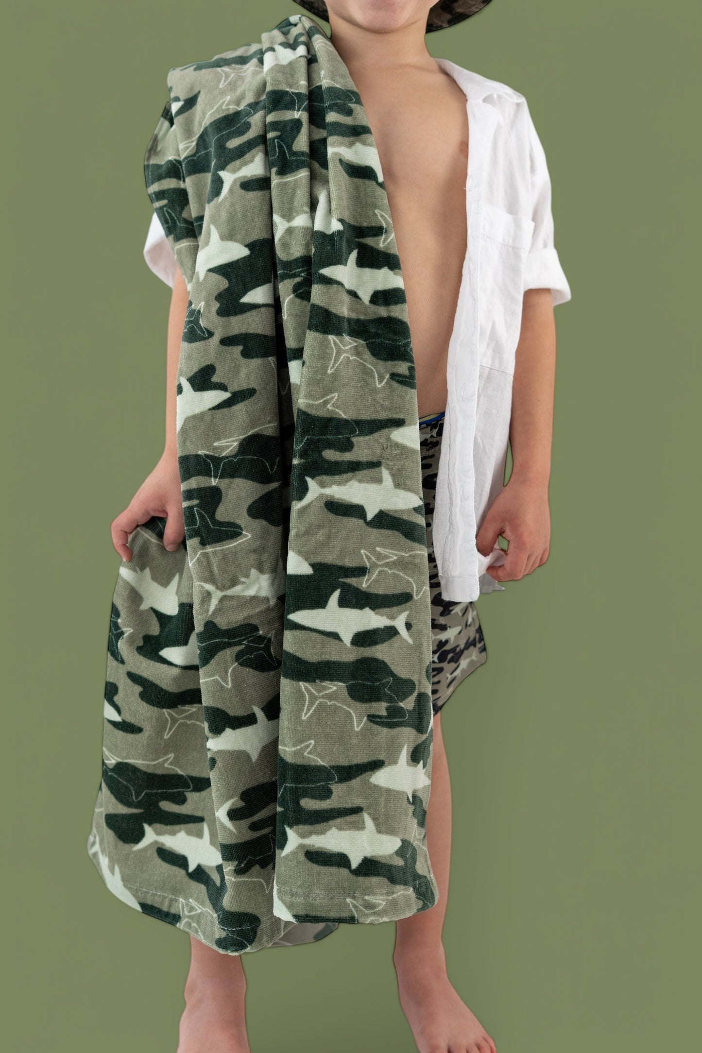 CAMO SHARK DREAM TOWEL