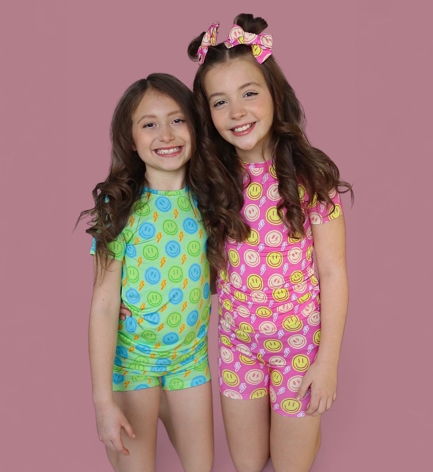 RADIANT SMILES DREAM SHORT SET