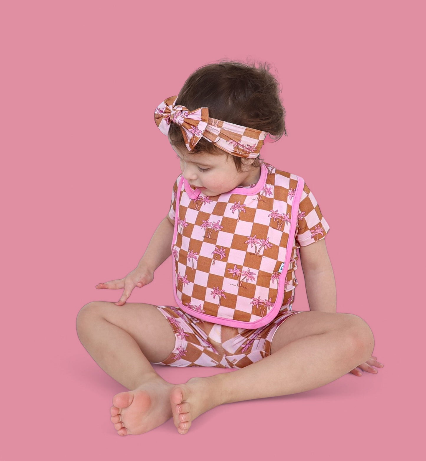 EXCLUSIVE SUNSET BEACH CHECKERS DREAM BABY BIB