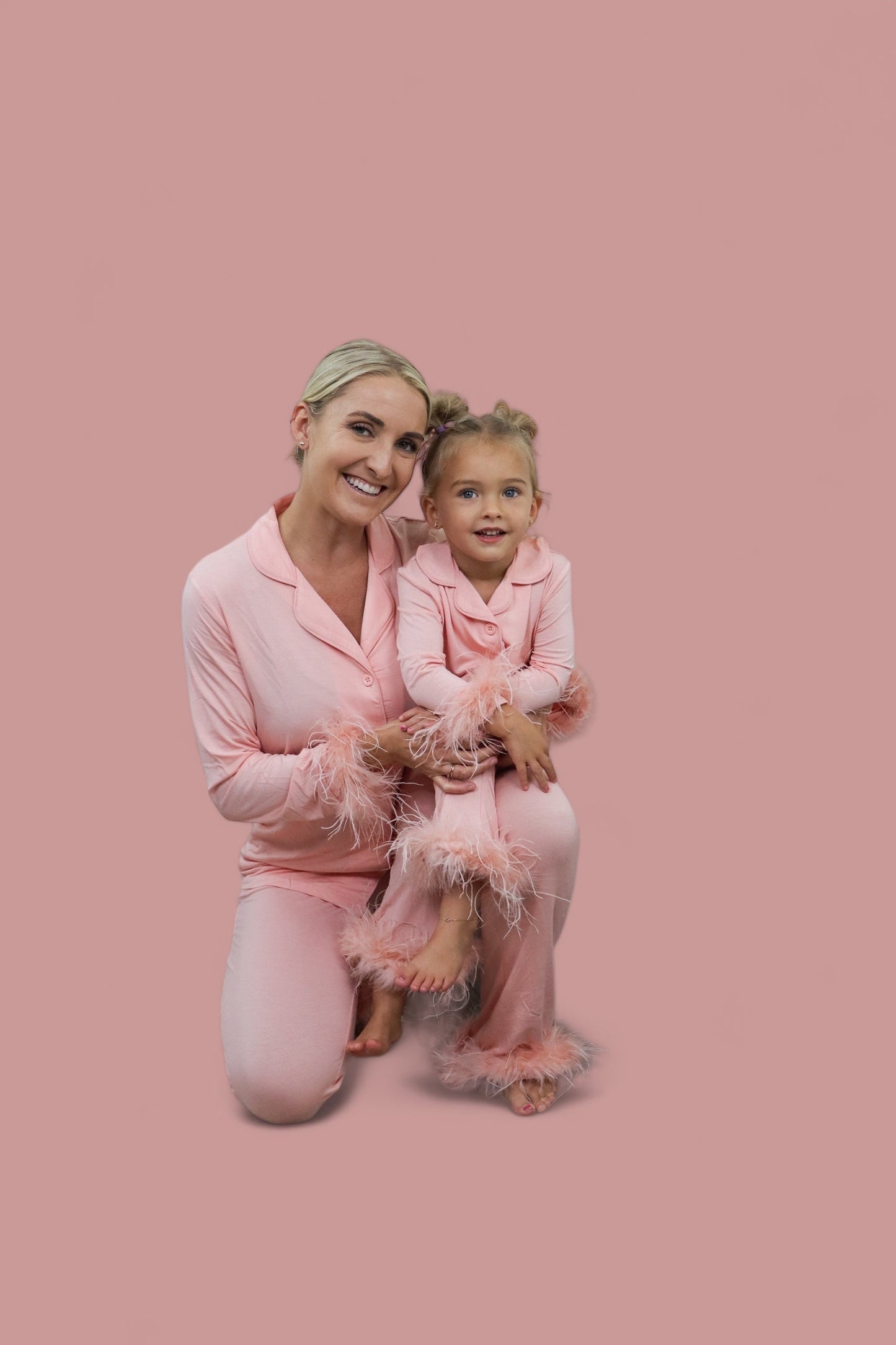 CORAL GIRL’S FLARE FEATHERED DREAM SET