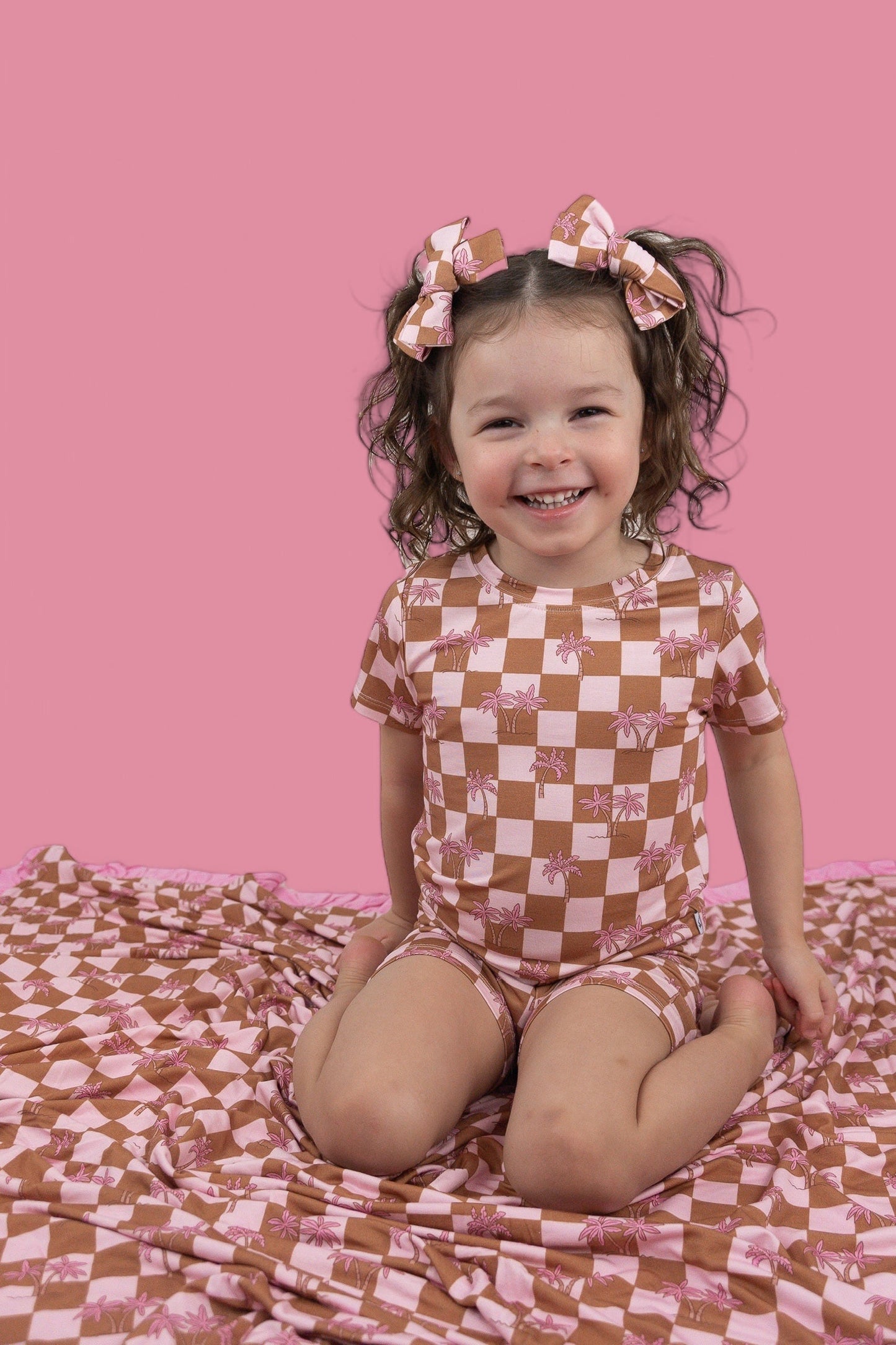 EXCLUSIVE SUNSET BEACH CHECKERS DREAM SHORT SET