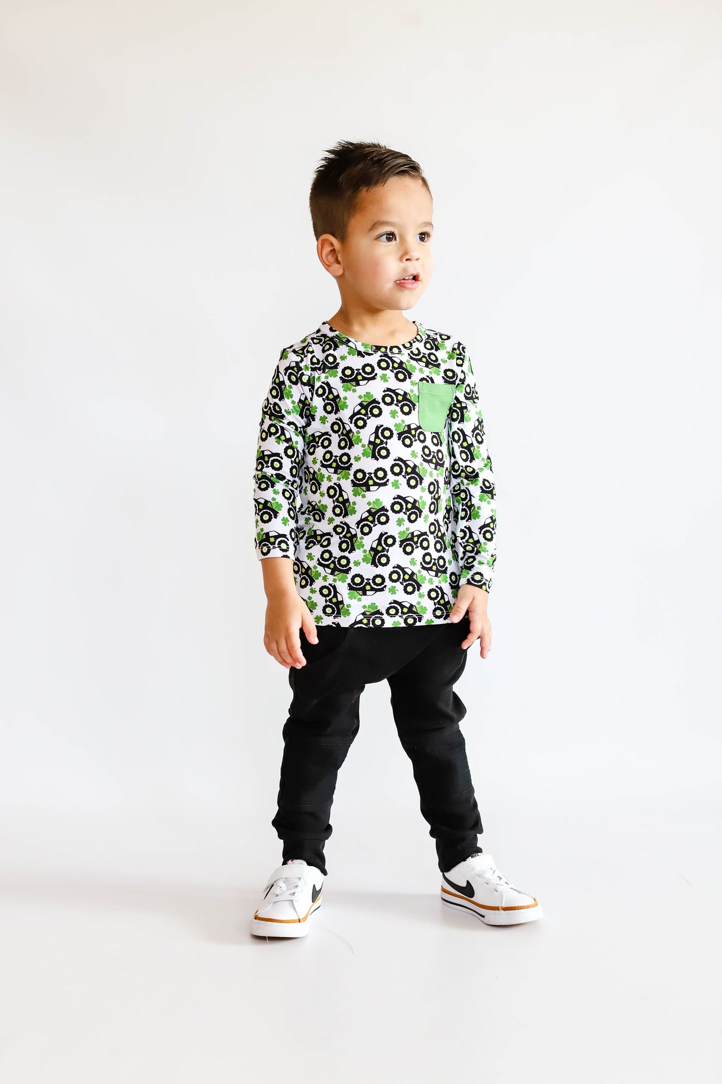 LOADS OF LUCK DREAM POCKET TEE