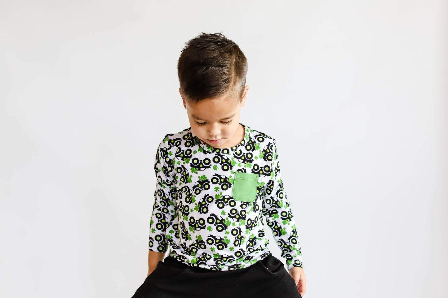 LOADS OF LUCK DREAM POCKET TEE