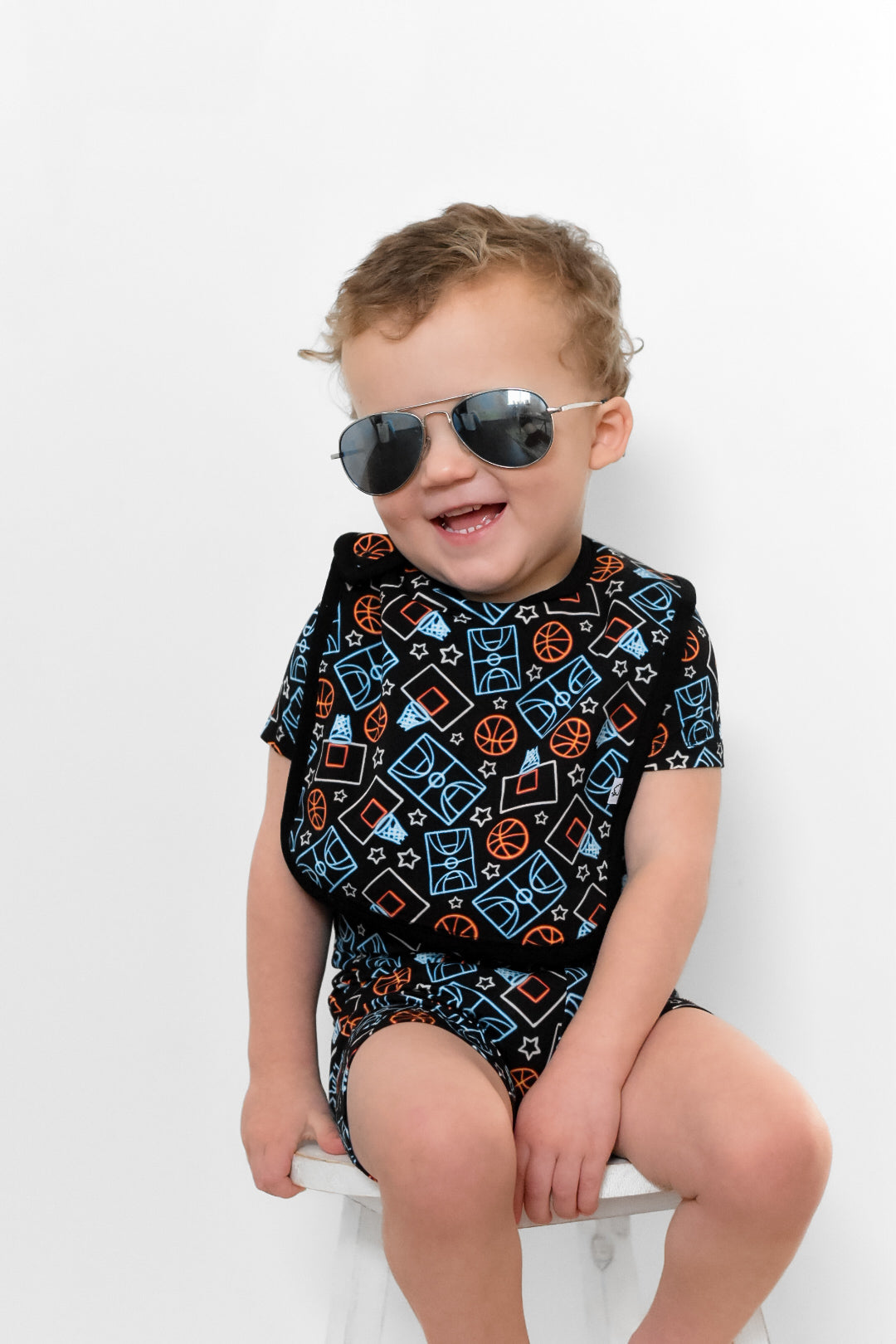 DUNKIN' VIBES DREAM BABY BIB