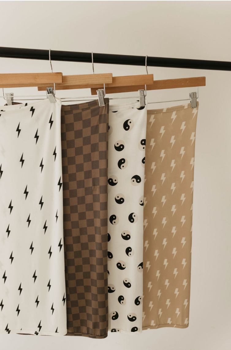 Bamboo Swaddle | Black & White Yin-Yang