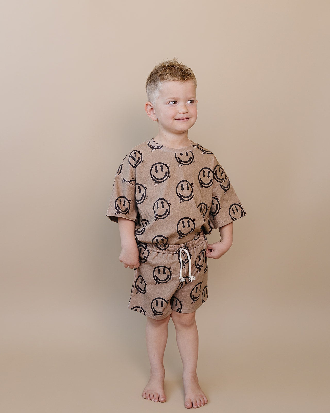 Shorts Set | Brown Smiley Face