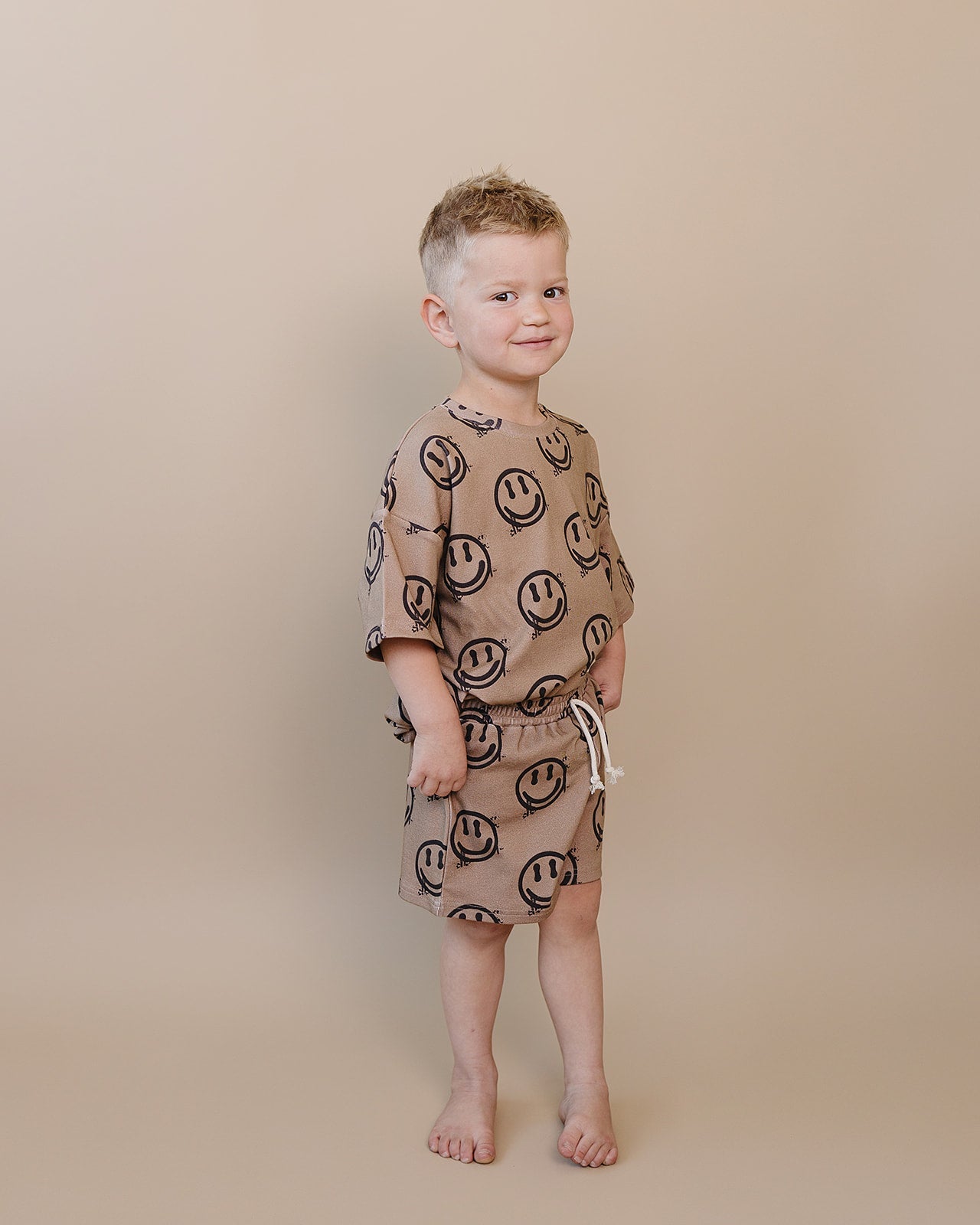 Shorts Set | Brown Smiley Face