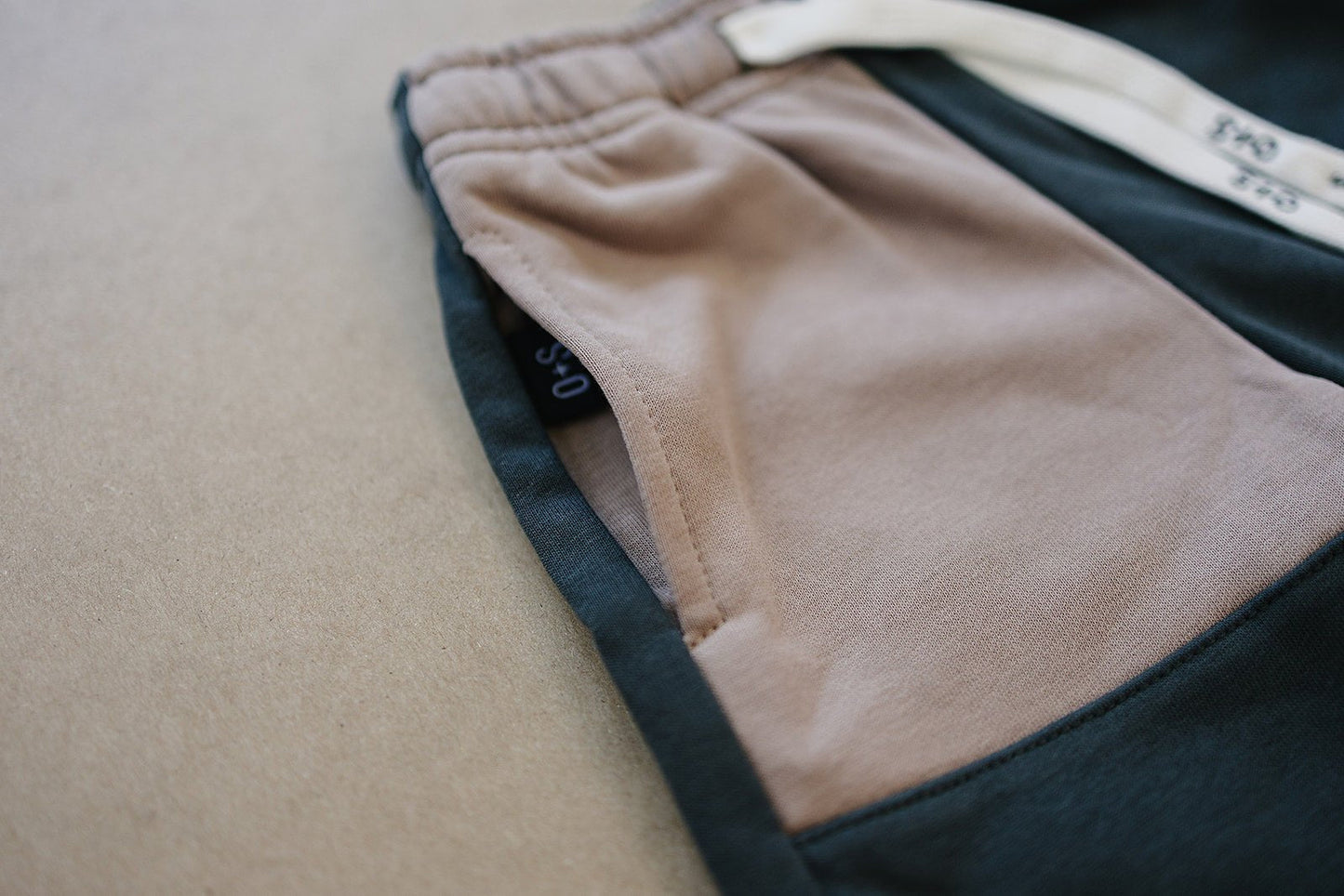 Echo Joggers